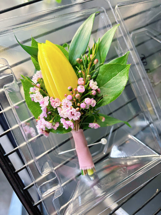 Prom Boutonnière