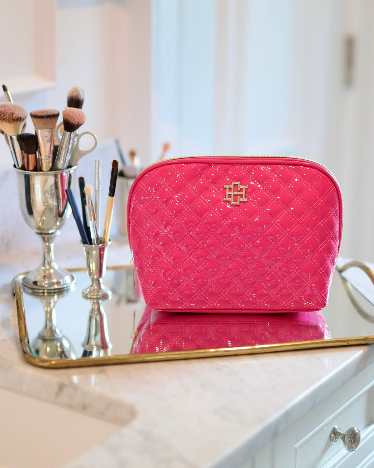 Capri Large Pouch in Hot Pink Patent
