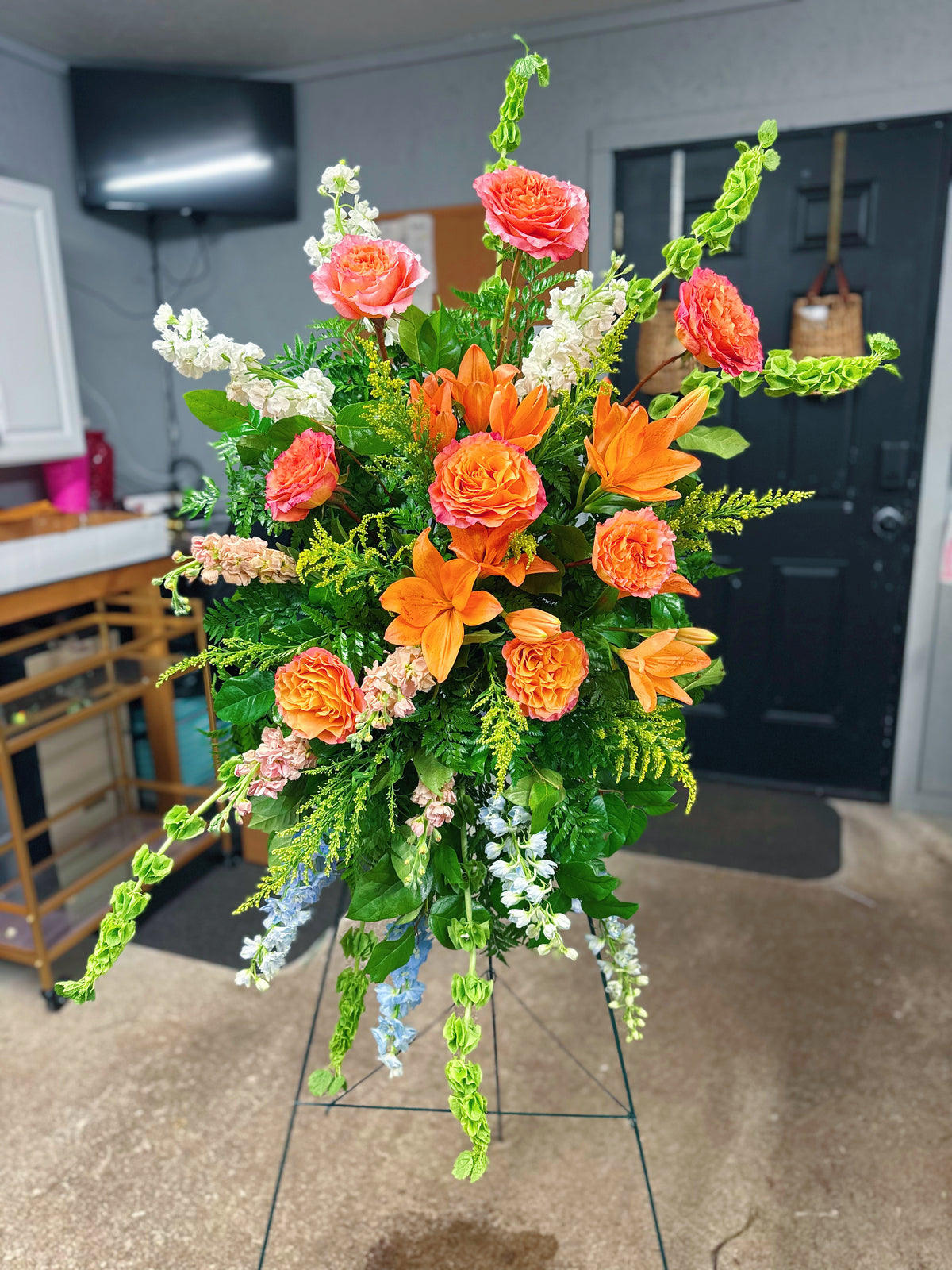 Fresh Flower Standing Spray - Designers Choice