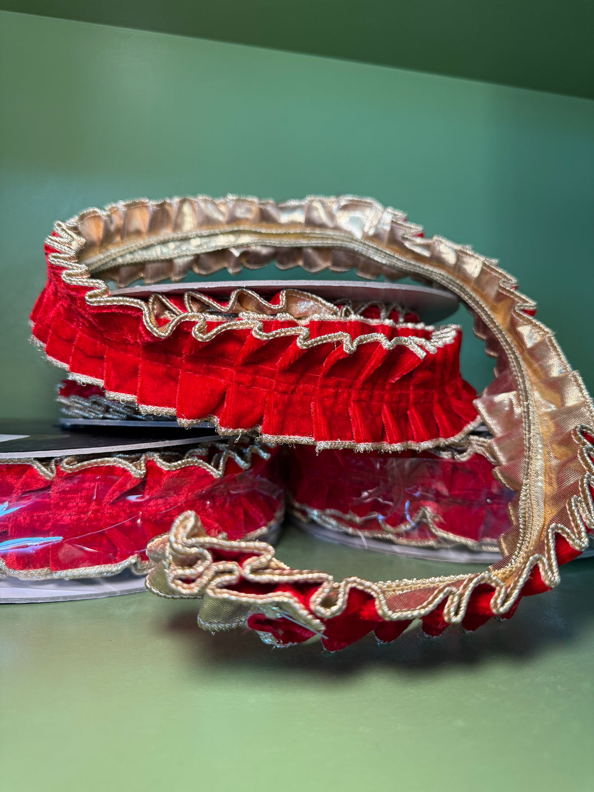 1.5inx10yd Red Velvet Pleated Metallic Dupioni Double Fused Ribbon