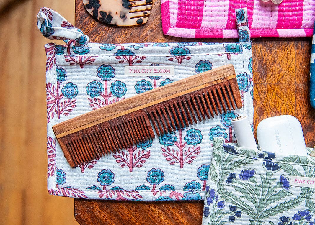 Flat Pouch in Berry Strip
