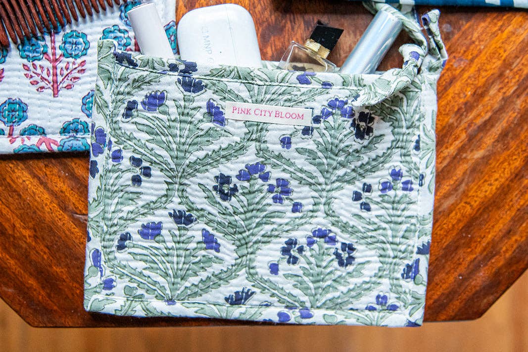 Flat Pouch in Berry Strip